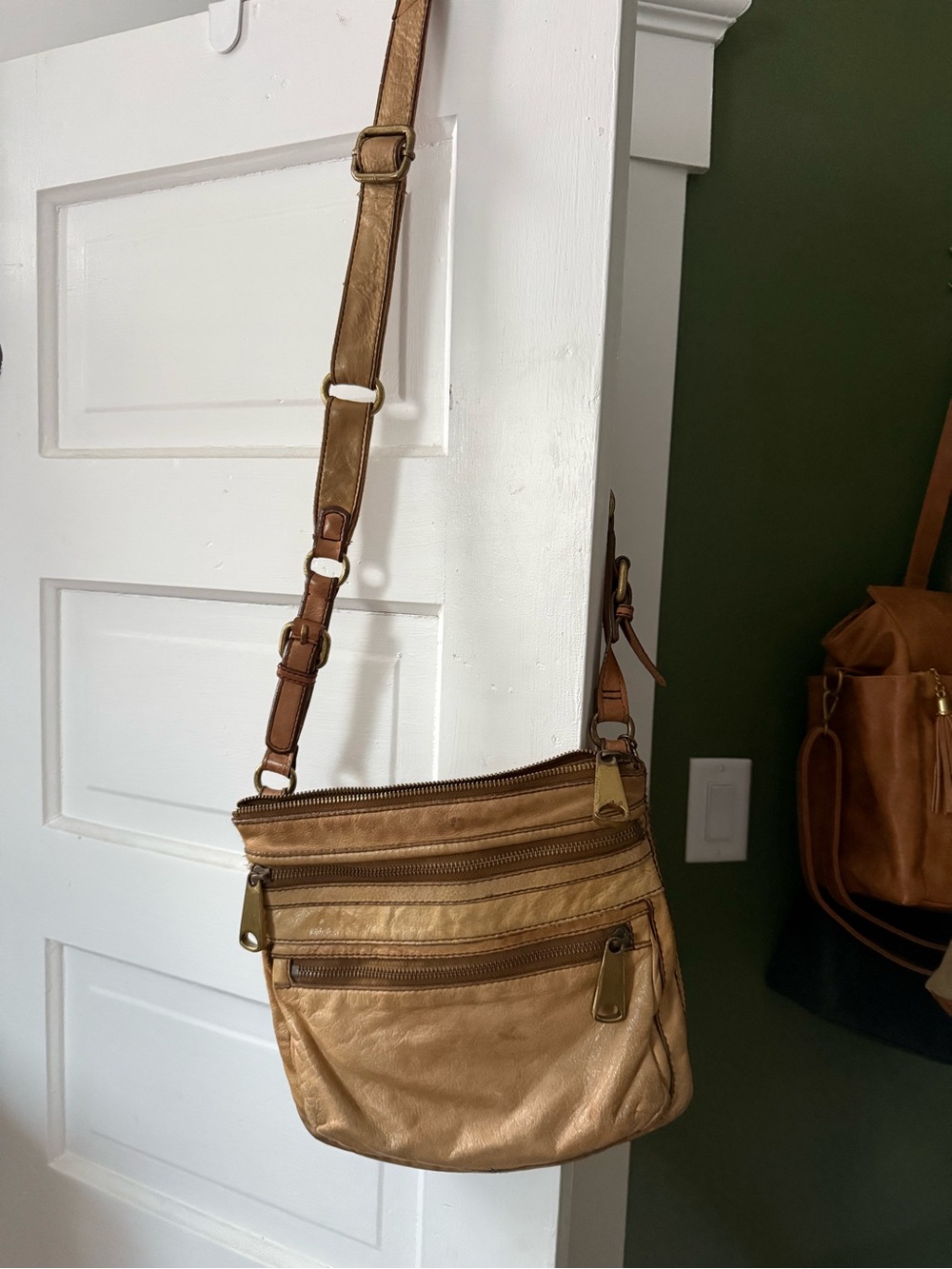 Fossil metallic gold crossbody bag